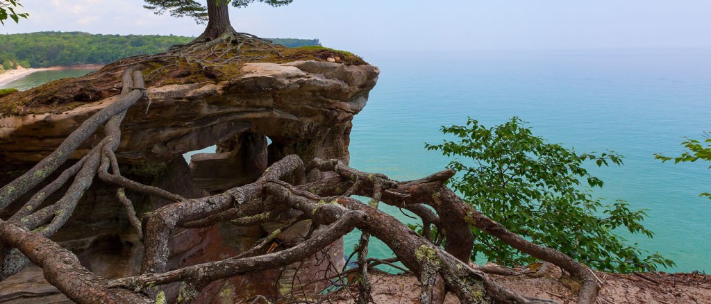 Exploring Pictured Rocks: Hiking The&nbsp;Chapels
