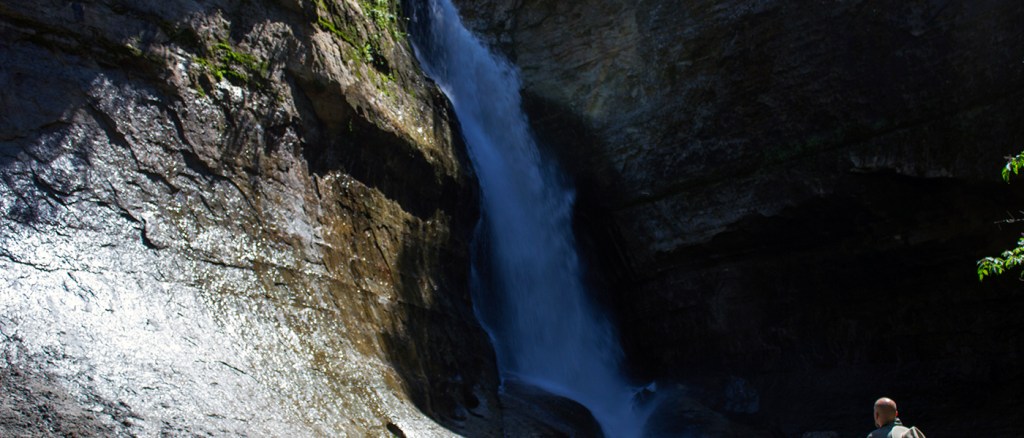 A Forested Walk to a Stunning Miners Falls