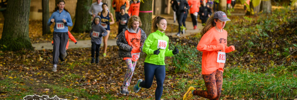 Amie running Dragon in the Woods 5K