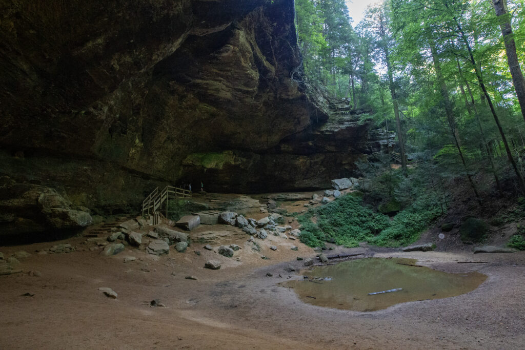 Ash Cave in with plunge pool in the center